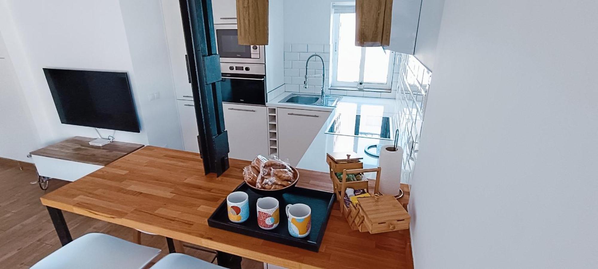 Apartamento Piso Centrico En Avenida Principal *